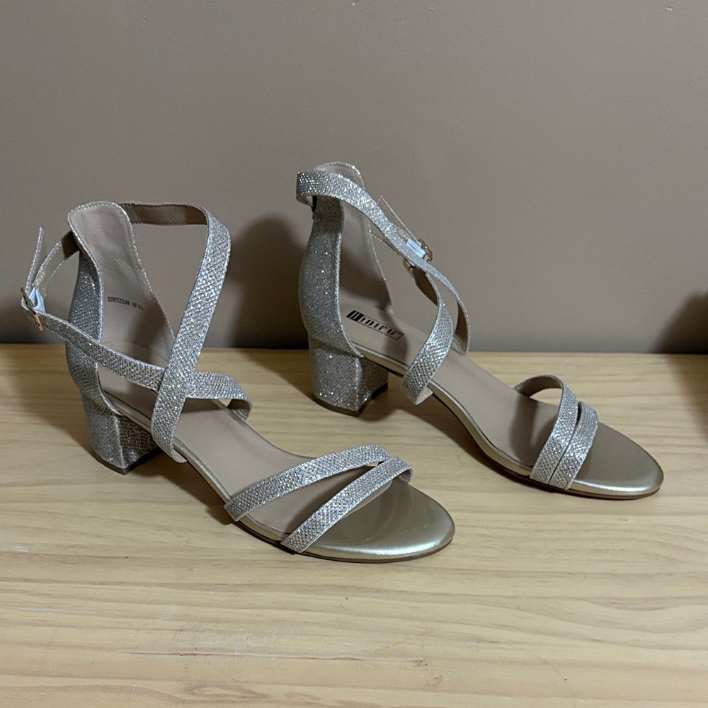 IDIFU Glittery Strappy Heels - Gold